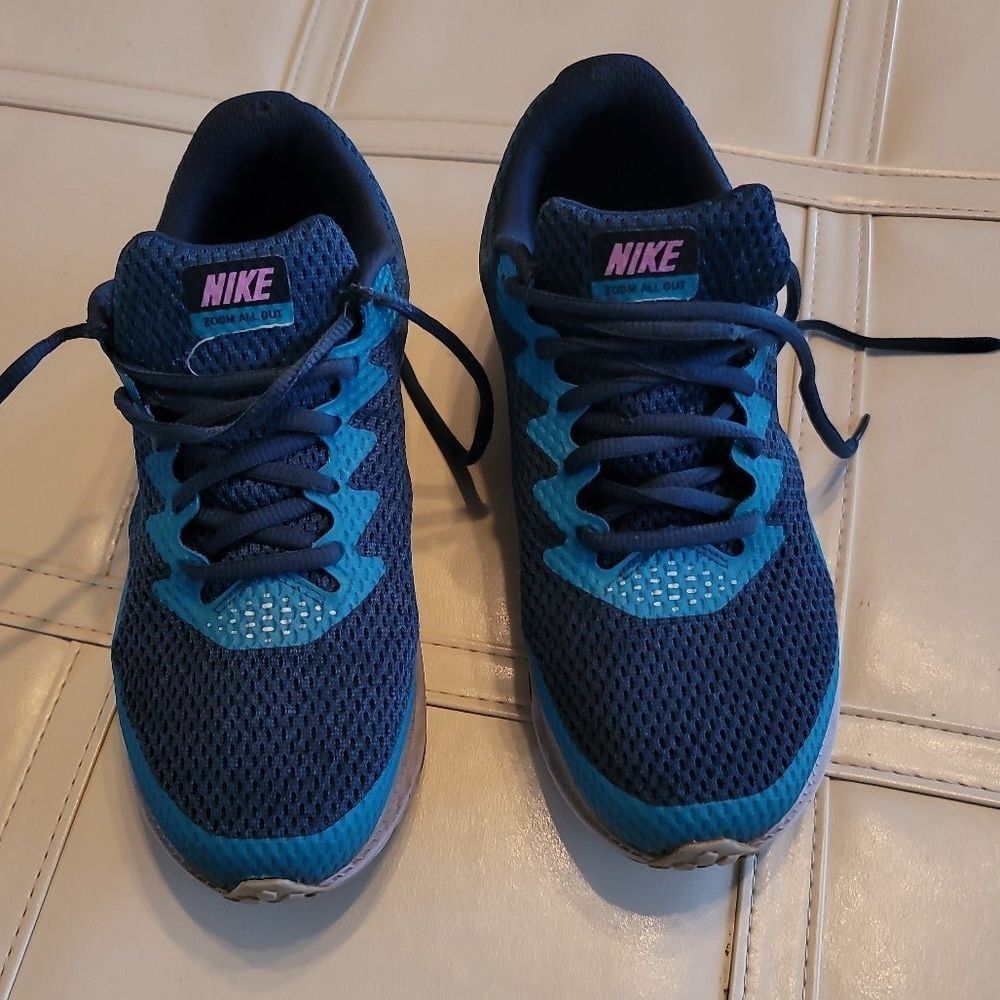 Nike Zoom All‎ Out women's size 8